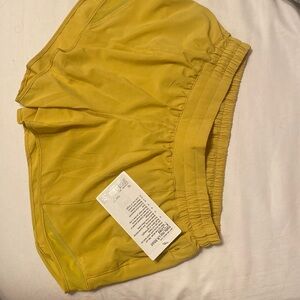 NWT LULULEMON HOTTY HOTS SOLEIL 💕 10